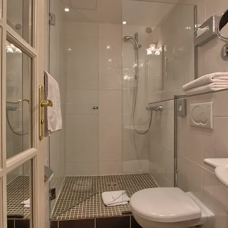 Timhotel Tour Montparnasse 3* Parigi
