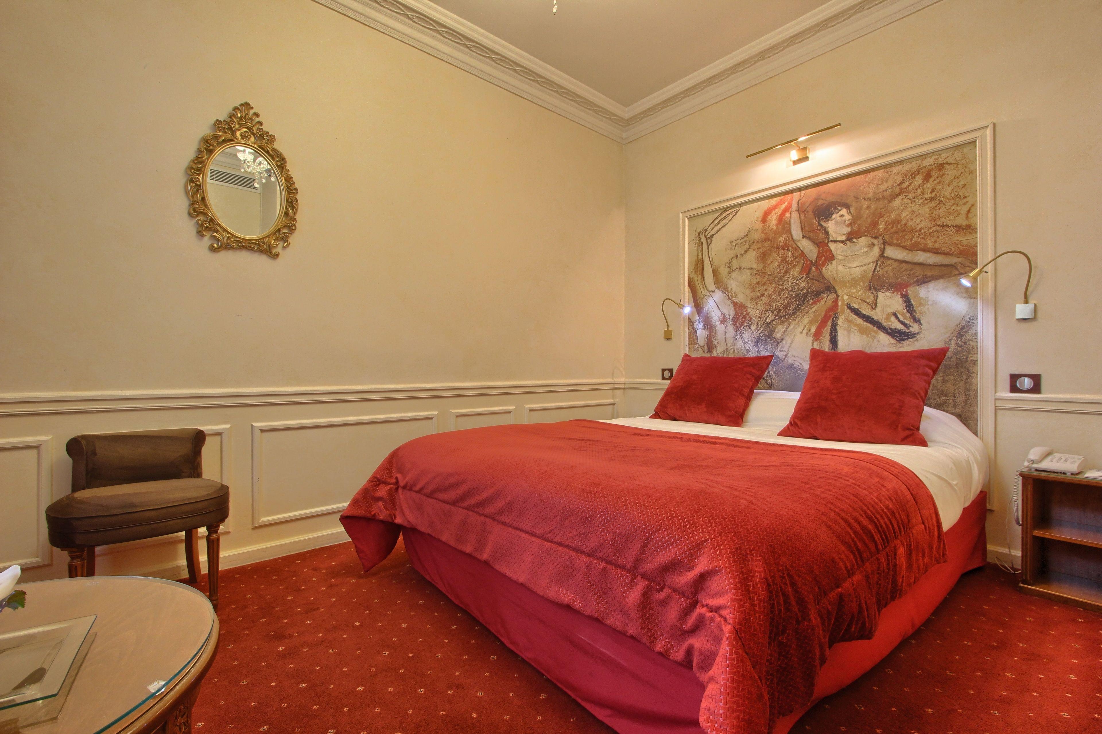 Timhotel Tour Montparnasse 3*