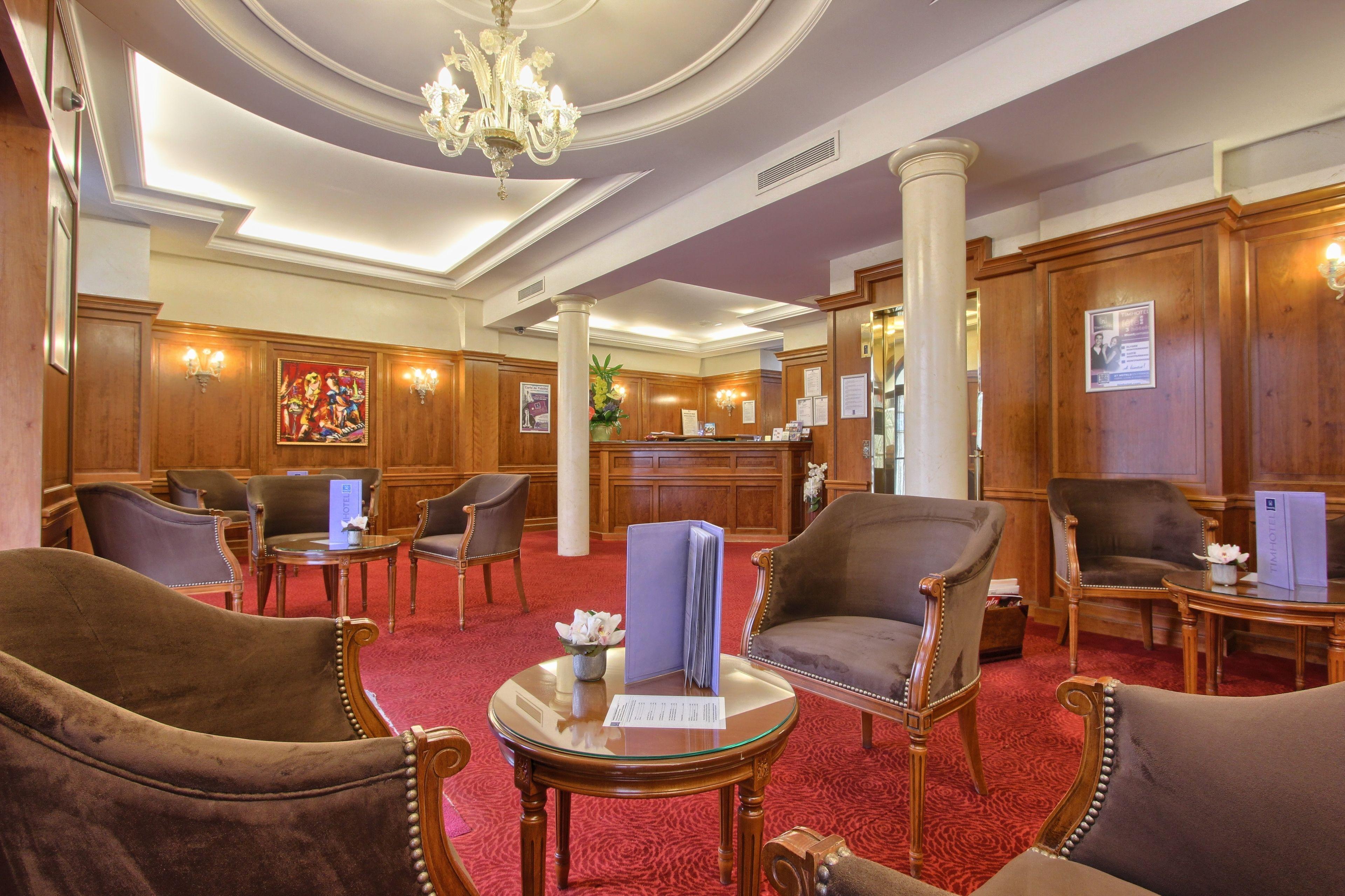 Hotel Timhotel Tour Montparnasse 3*