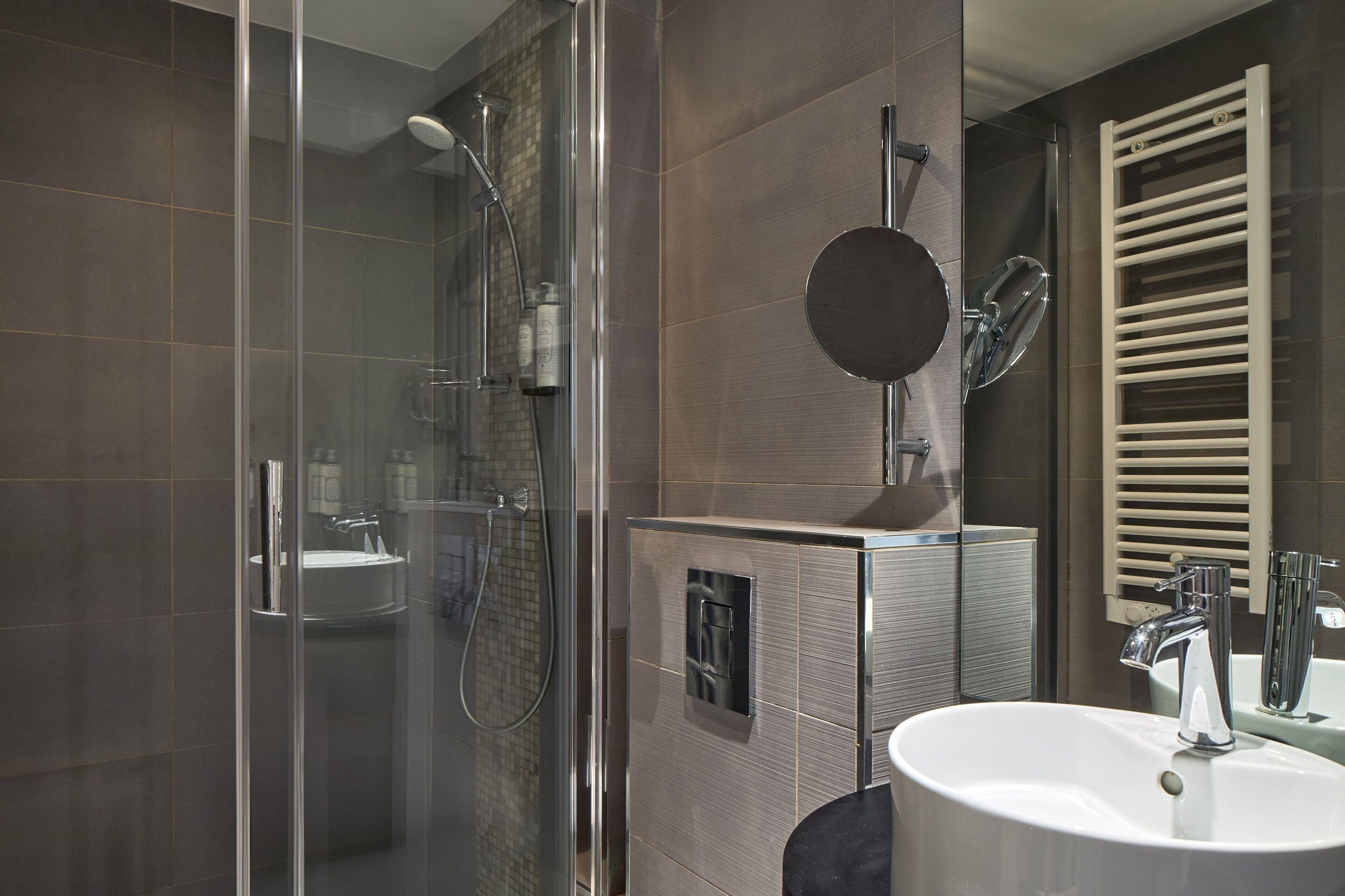 Timhotel Tour Montparnasse Parigi