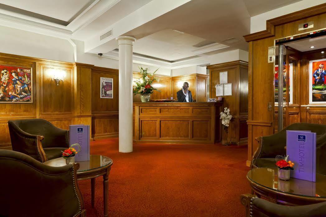 Timhotel Tour Montparnasse 3*