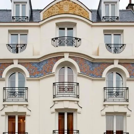 Hotel Timhotel Tour Montparnasse Parigi